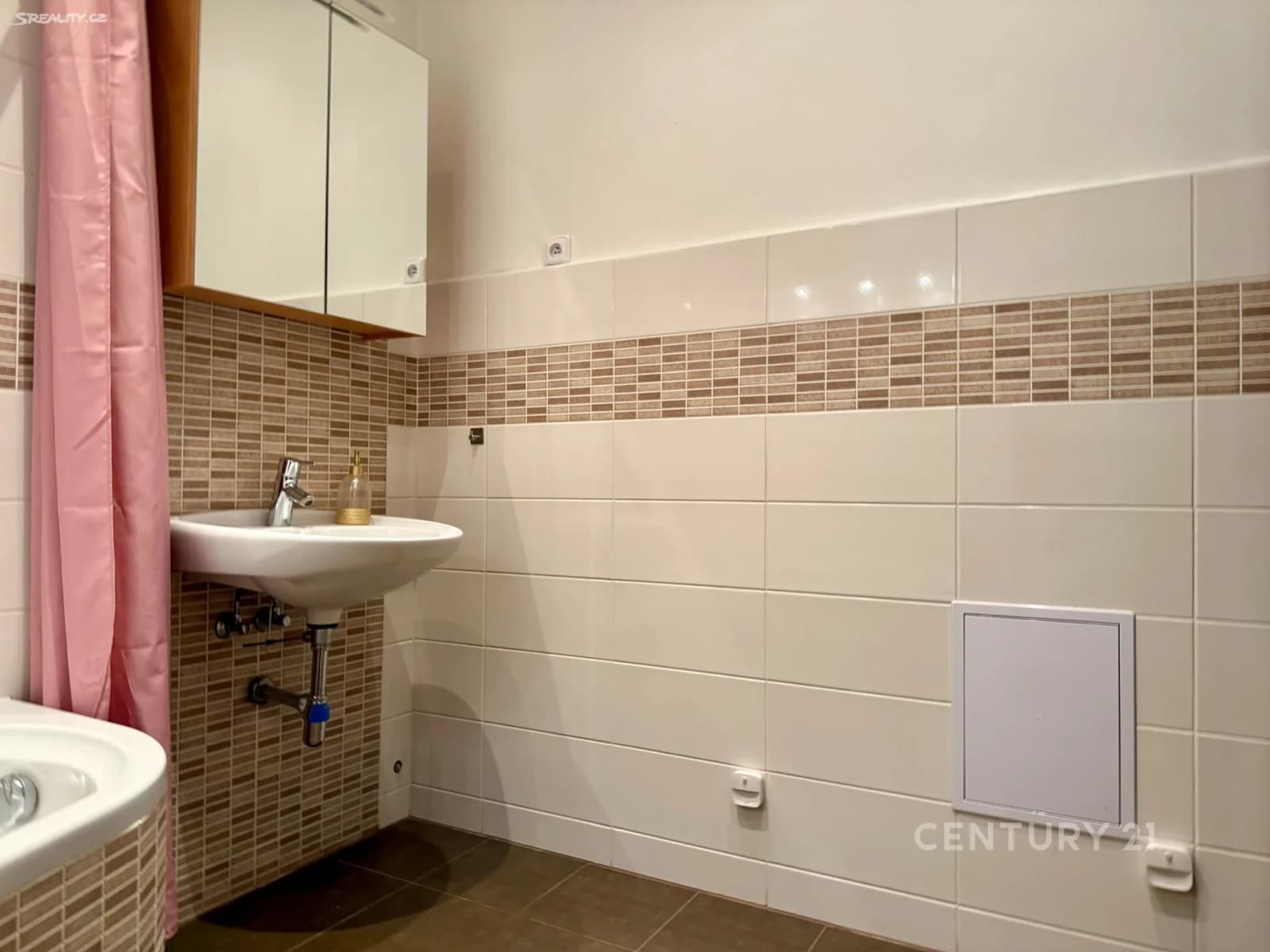 Pronájem bytu 3+kk 89 m², Radhošťská, Praha, Praha Pronájem bytu 3+kk 89 m², Radhošťská, Praha, Praha