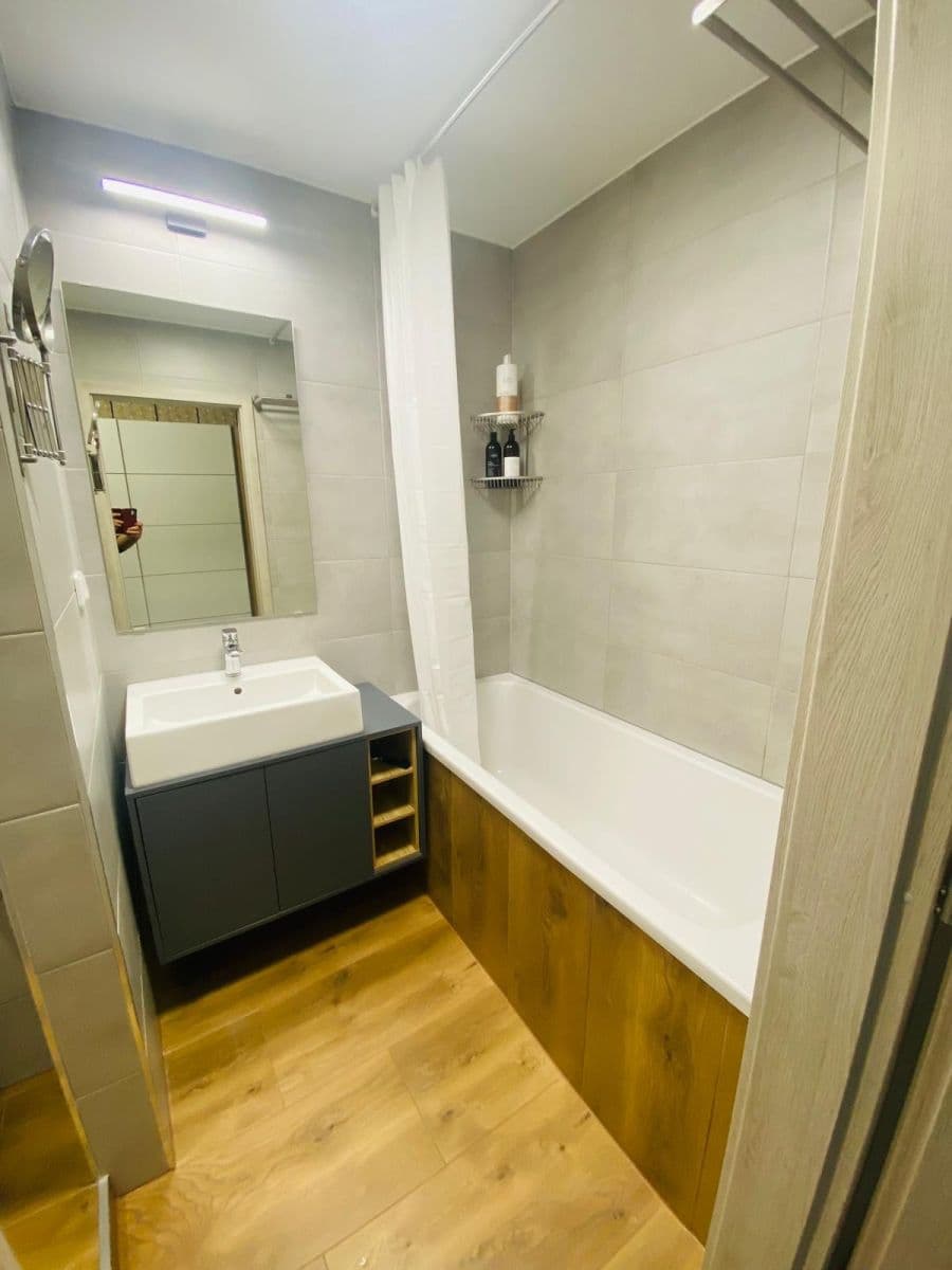 Prodej bytu 3+kk 60 m², Průběžná, Milovice, Středočeský kraj Prodej bytu 3+kk 60 m², Průběžná, Milovice, Středočeský kraj