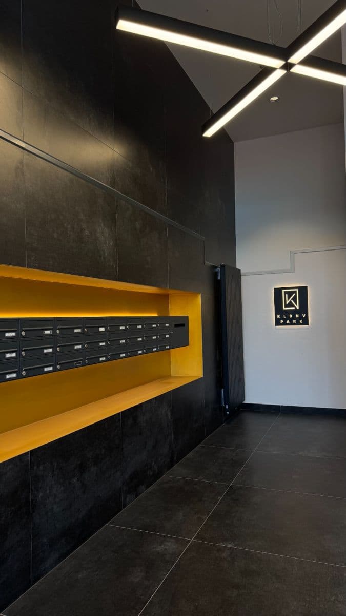 Pronájem bytu 1+kk 36 m², Stejnosměrná, Praha, Praha Pronájem bytu 1+kk 36 m², Stejnosměrná, Praha, Praha