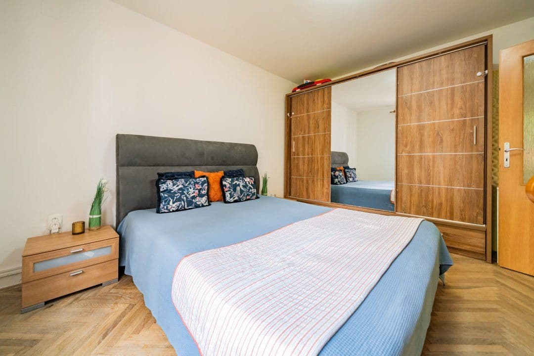 Prodej bytu 3+1 56 m², Za Obchody, Neratovice, Středočeský kraj Prodej bytu 3+1 56 m², Za Obchody, Neratovice, Středočeský kraj