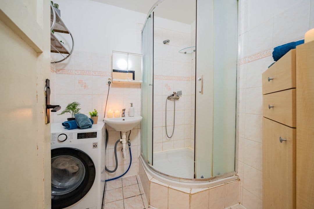 Prodej bytu 3+1 56 m², Za Obchody, Neratovice, Středočeský kraj Prodej bytu 3+1 56 m², Za Obchody, Neratovice, Středočeský kraj