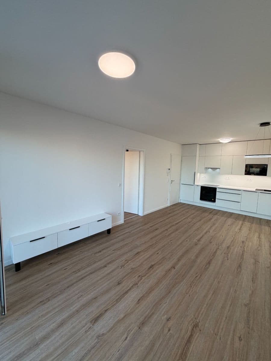 Pronájem bytu 2+kk 50 m², Ke křížku, Kladno, Středočeský kraj Pronájem bytu 2+kk 50 m², Ke křížku, Kladno, Středočeský kraj