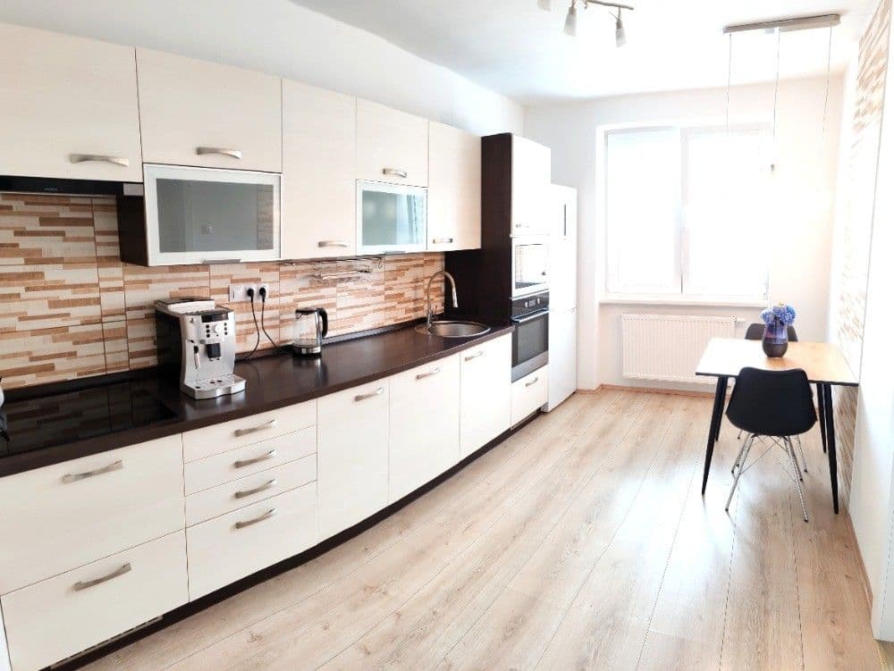 Pronájem bytu 3+1 83 m², 5. května, Humpolec, Kraj Vysočina Pronájem bytu 3+1 83 m², 5. května, Humpolec, Kraj Vysočina