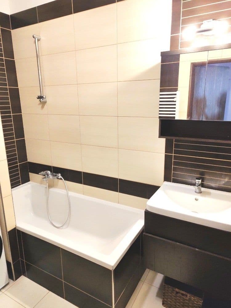 Pronájem bytu 3+1 83 m², 5. května, Humpolec, Kraj Vysočina Pronájem bytu 3+1 83 m², 5. května, Humpolec, Kraj Vysočina