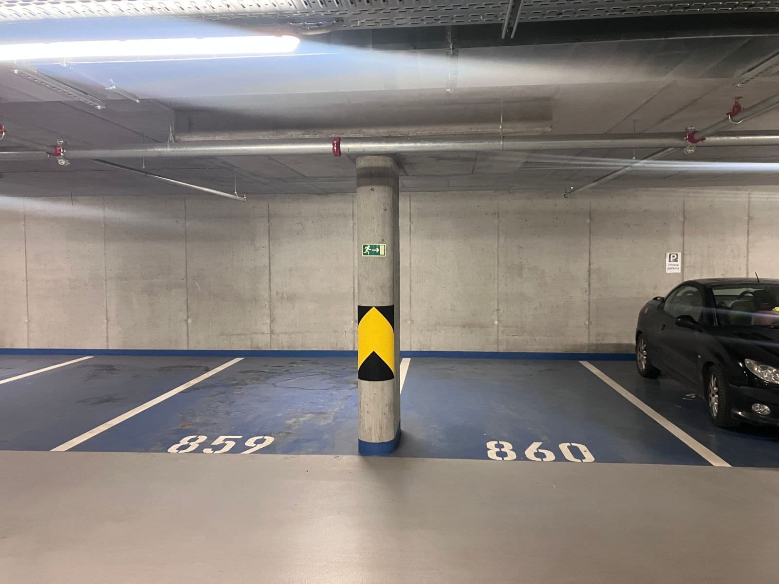 Pronájem garáže 13 m², Mezi Vodami, Praha, Praha Pronájem garáže 13 m², Mezi Vodami, Praha, Praha