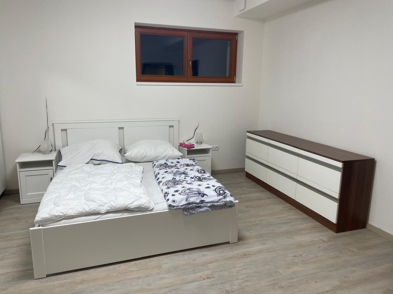 Pronájem bytu 2+kk 66 m², Nad Rybníkem, Únětice, Středočeský kraj Pronájem bytu 2+kk 66 m², Nad Rybníkem, Únětice, Středočeský kraj