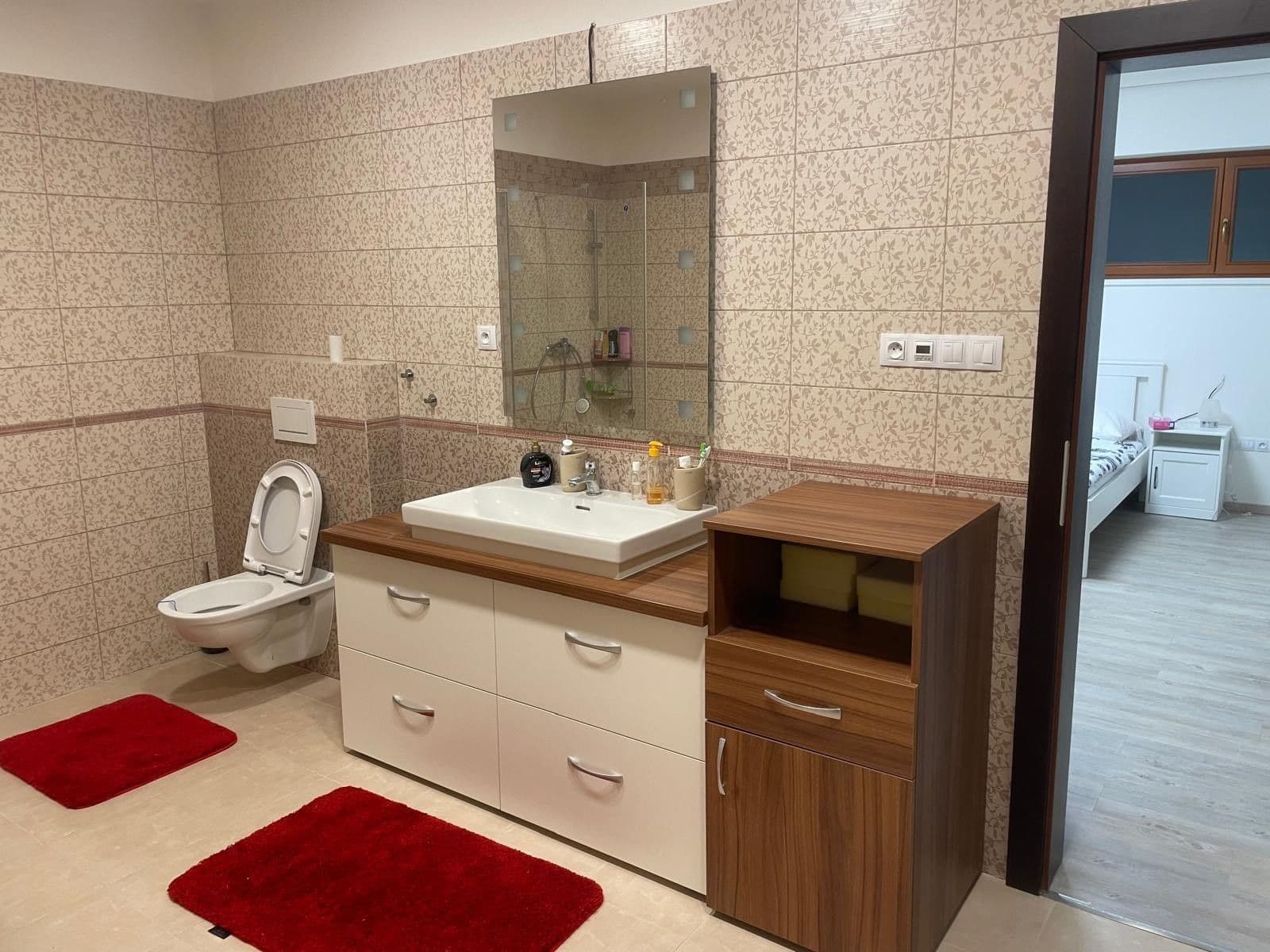 Pronájem bytu 2+kk 66 m², Nad Rybníkem, Únětice, Středočeský kraj Pronájem bytu 2+kk 66 m², Nad Rybníkem, Únětice, Středočeský kraj