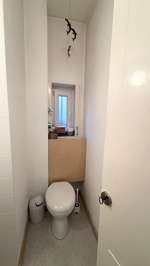 Pronájem kanceláře 70 m², Eschersheimer Landstraße 502, Frankfurt am Main, Hessen Pronájem kanceláře 70 m², Eschersheimer Landstraße 502, Frankfurt am Main, Hessen