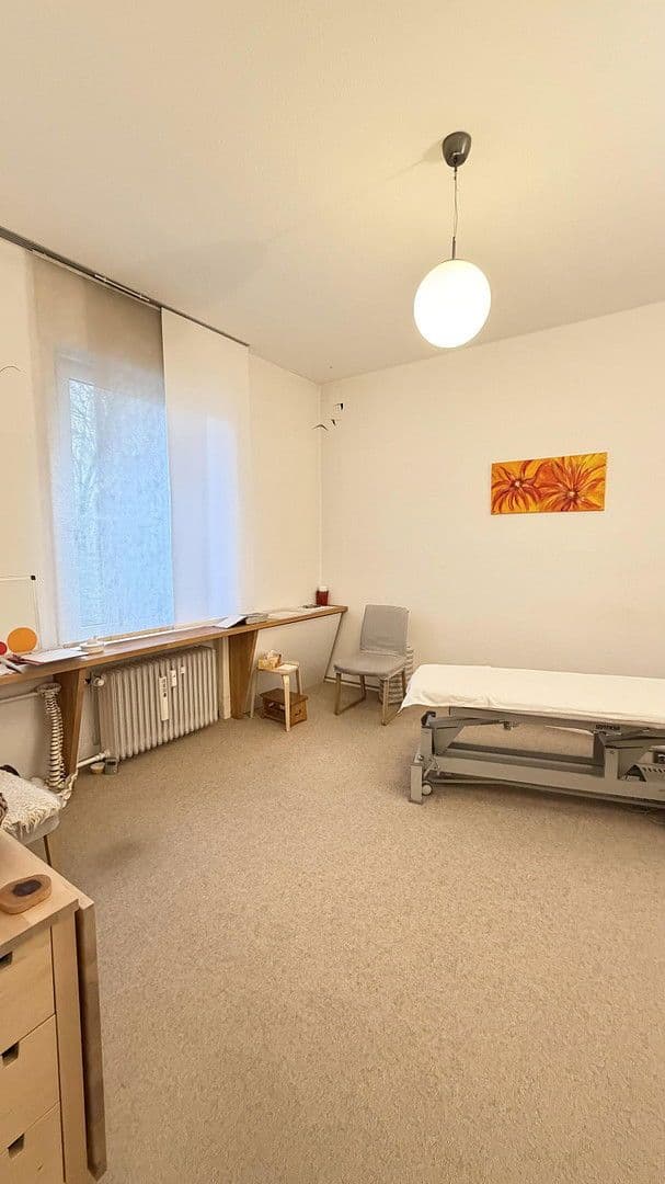 Pronájem kanceláře 70 m², Eschersheimer Landstraße 502, Frankfurt am Main, Hessen Pronájem kanceláře 70 m², Eschersheimer Landstraße 502, Frankfurt am Main, Hessen