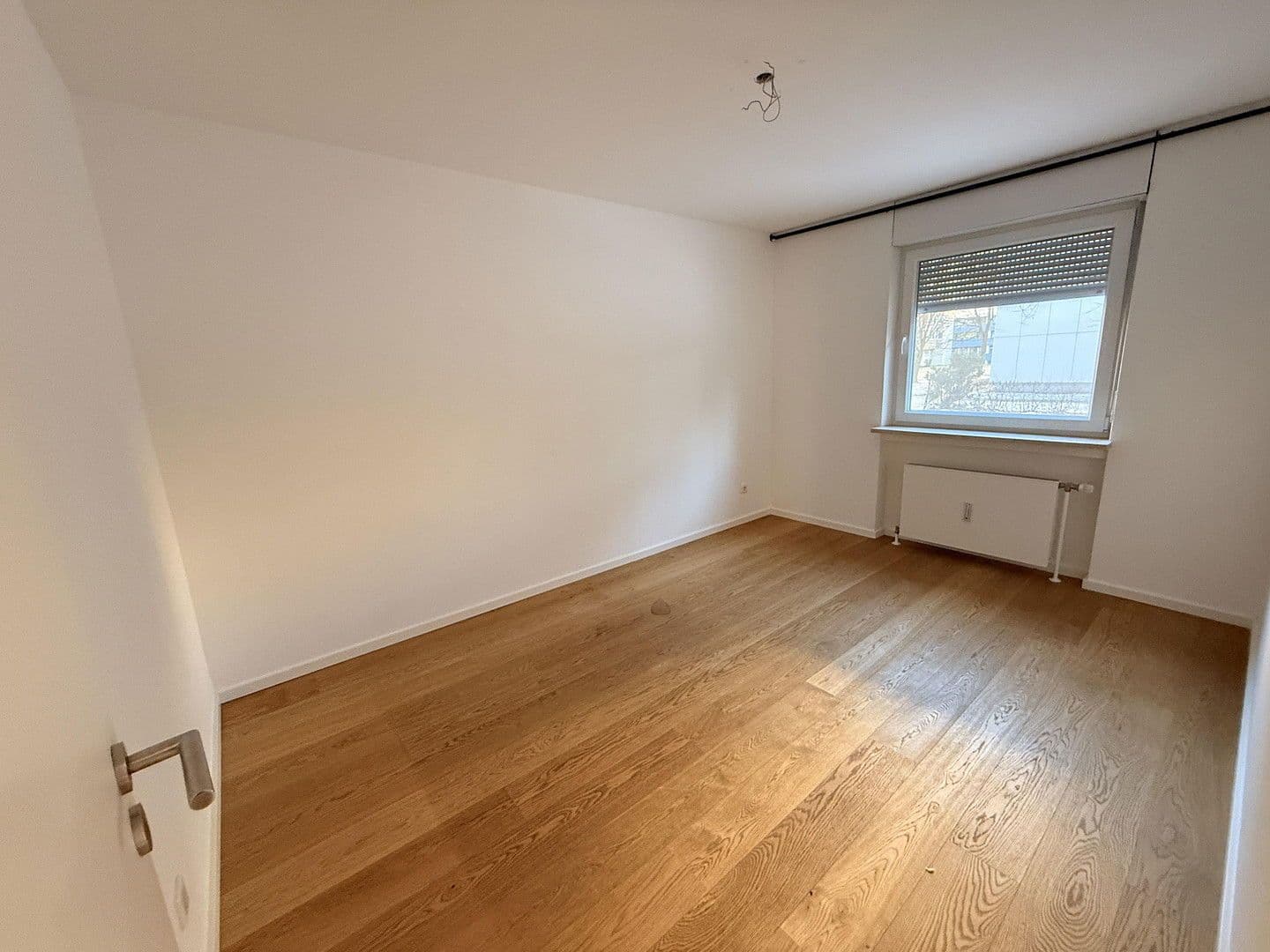 Pronájem bytu 3+1 86 m², Plievierpark 12, München, Bavorsko Pronájem bytu 3+1 86 m², Plievierpark 12, München, Bavorsko