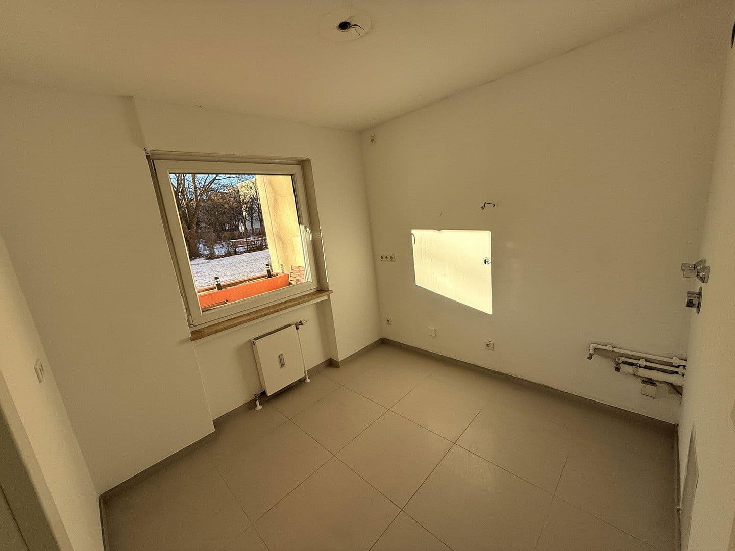 Pronájem bytu 3+1 86 m², Plievierpark 12, München, Bavorsko Pronájem bytu 3+1 86 m², Plievierpark 12, München, Bavorsko