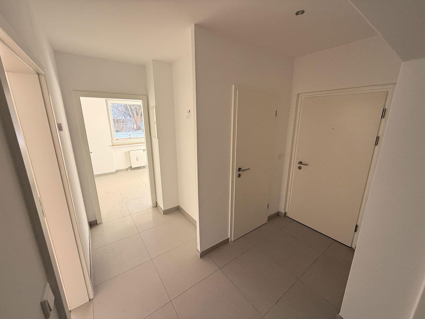 Pronájem bytu 3+1 86 m², Plievierpark 12, München, Bavorsko Pronájem bytu 3+1 86 m², Plievierpark 12, München, Bavorsko