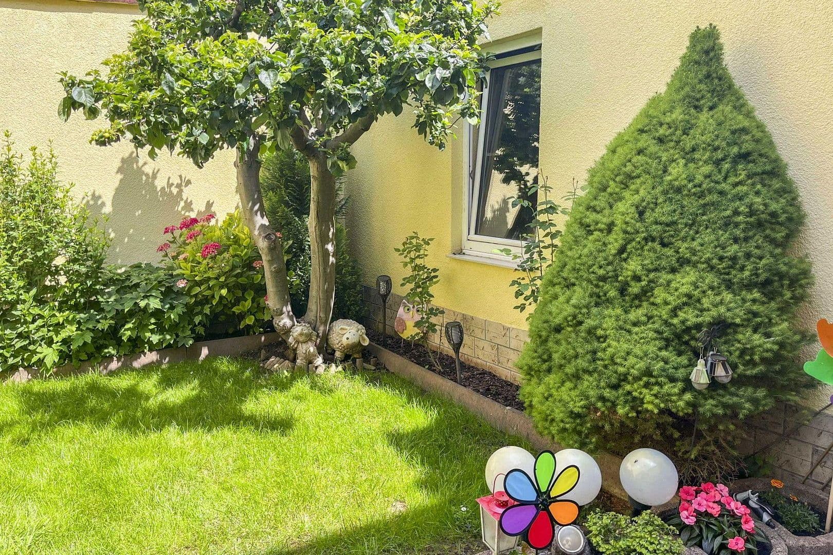 Prodej domu 180 m², pozemek 249 m², Leininger Straße 2, Frankenthal, Porýní-Falc Prodej domu 180 m², pozemek 249 m², Leininger Straße 2, Frankenthal, Porýní-Falc