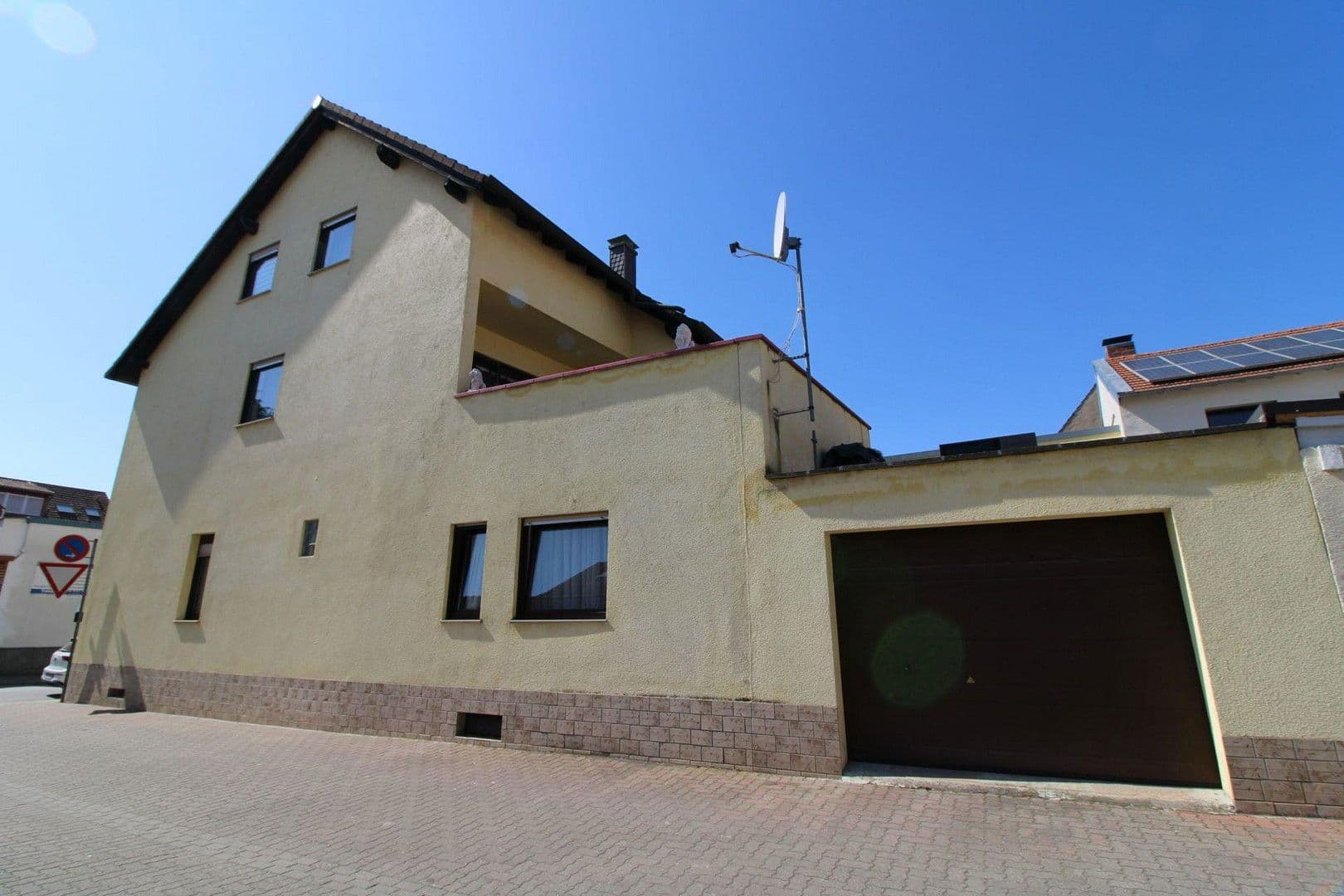 Prodej domu 180 m², pozemek 249 m², Leininger Straße 2, Frankenthal, Porýní-Falc Prodej domu 180 m², pozemek 249 m², Leininger Straße 2, Frankenthal, Porýní-Falc