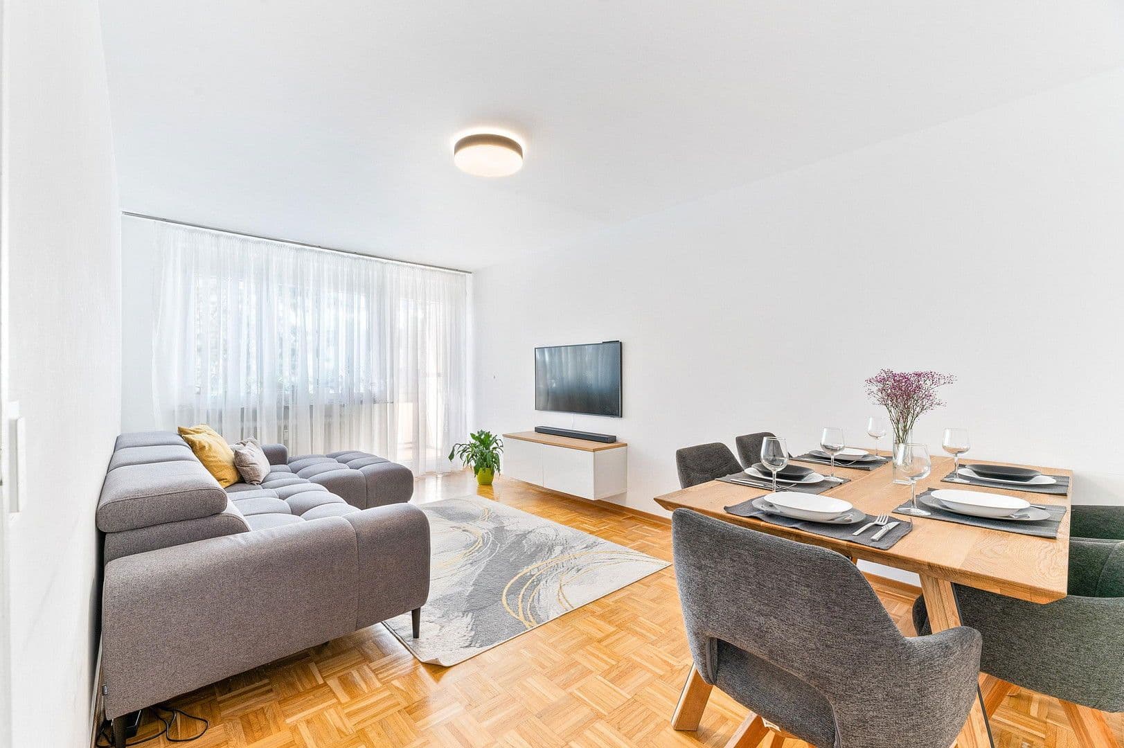 Prodej bytu 3+1 77 m², Stuttgart, Bádensko-Württembersko Prodej bytu 3+1 77 m², Stuttgart, Bádensko-Württembersko