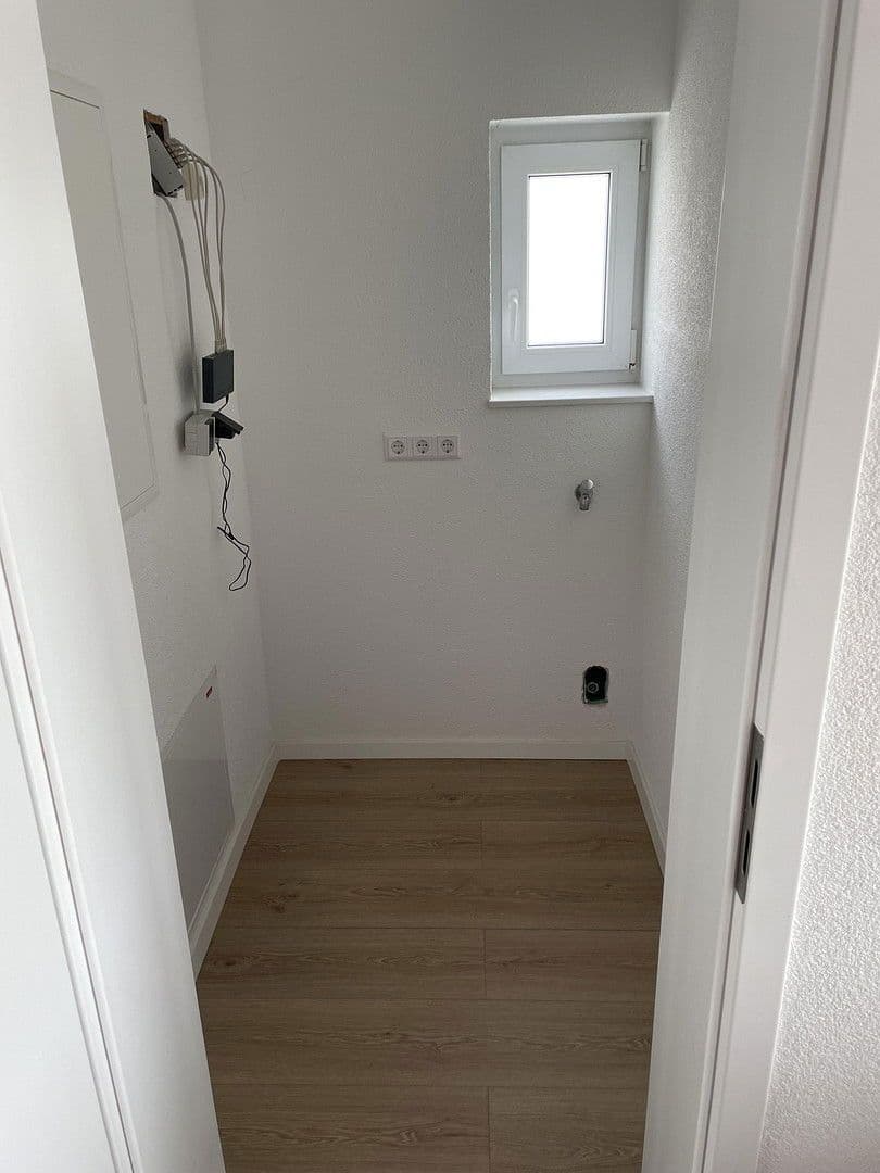 Pronájem bytu 4+1 103 m², Friedrich-Hecker Str 23, Buchen (Odenwald), Bádensko-Württembersko Pronájem bytu 4+1 103 m², Friedrich-Hecker Str 23, Buchen (Odenwald), Bádensko-Württembersko