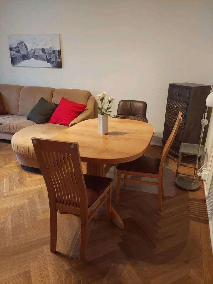 Pronájem bytu 2+1 57 m², Hülsdonker Straße 40, Moers, Severní Porýní-Vestfálsko Pronájem bytu 2+1 57 m², Hülsdonker Straße 40, Moers, Severní Porýní-Vestfálsko