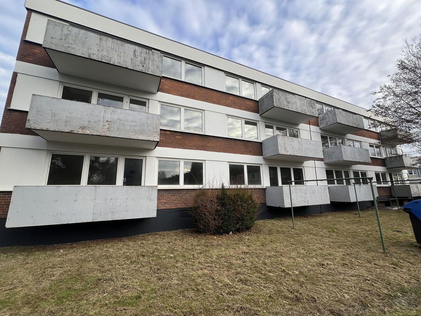 Prodej domu 840 m², pozemek 1.200 m², Schulstraße 72, Kamp-Lintfort, Severní Porýní-Vestfálsko Prodej domu 840 m², pozemek 1.200 m², Schulstraße 72, Kamp-Lintfort, Severní Porýní-Vestfálsko