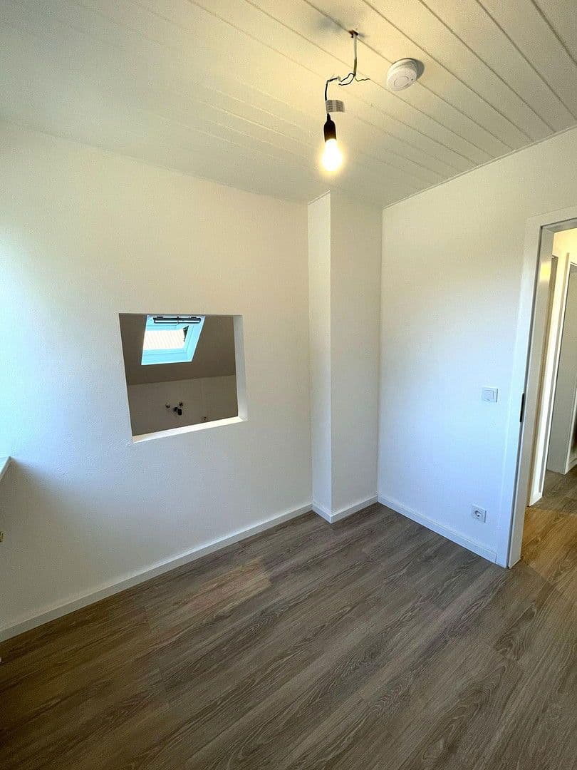 Pronájem bytu 2+1 49 m², Hopfenstr. 7, Rudelzhausen, Bavorsko Pronájem bytu 2+1 49 m², Hopfenstr. 7, Rudelzhausen, Bavorsko