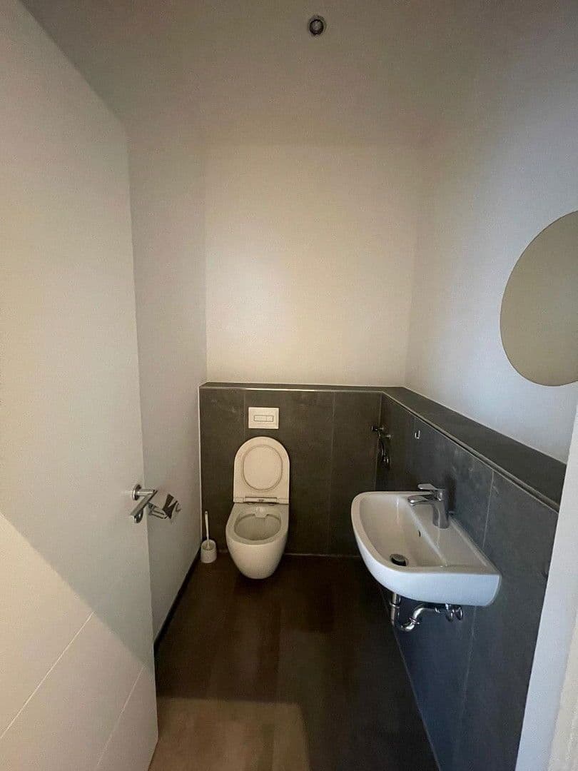 Prodej bytu 3+1 99 m², Ohechaussee 161, Norderstedt, Šlesvicko-Holštýnsko Prodej bytu 3+1 99 m², Ohechaussee 161, Norderstedt, Šlesvicko-Holštýnsko