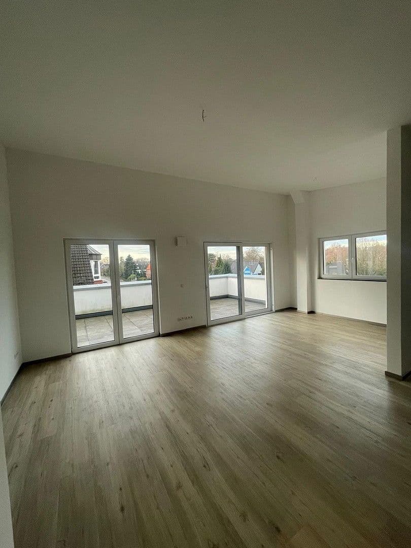 Prodej bytu 3+1 99 m², Ohechaussee 161, Norderstedt, Šlesvicko-Holštýnsko Prodej bytu 3+1 99 m², Ohechaussee 161, Norderstedt, Šlesvicko-Holštýnsko