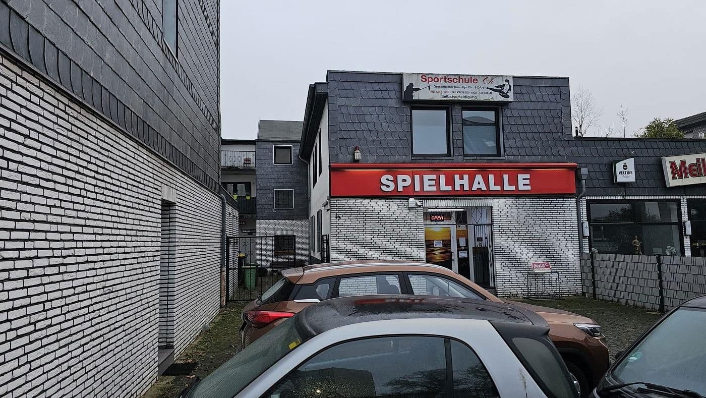 Prodej domu 775 m², pozemek 632 m², Duisburg, Severní Porýní-Vestfálsko Prodej domu 775 m², pozemek 632 m², Duisburg, Severní Porýní-Vestfálsko