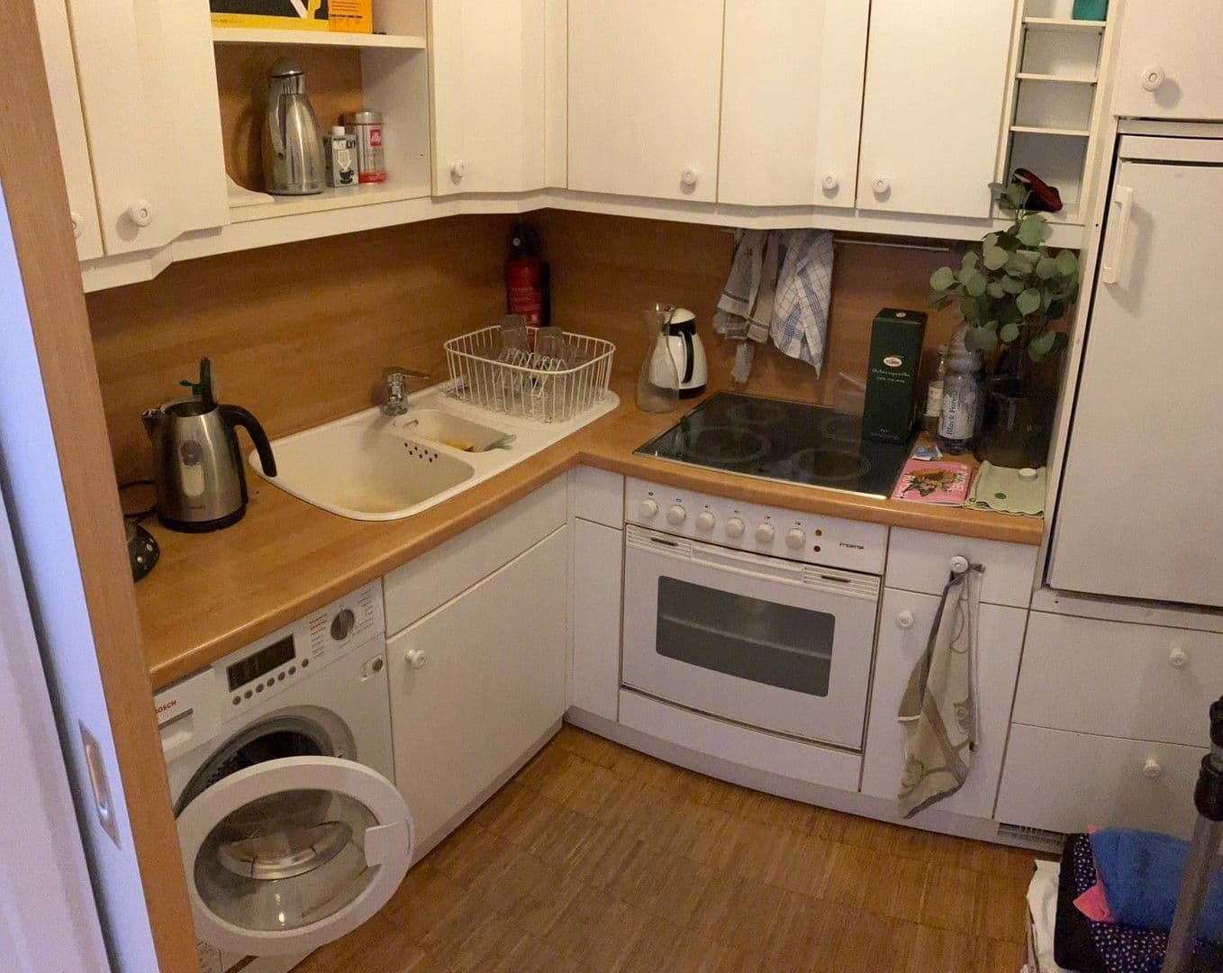 Pronájem kanceláře 100 m², Maria-Eich-Str. 6a, München, Bavorsko Pronájem kanceláře 100 m², Maria-Eich-Str. 6a, München, Bavorsko