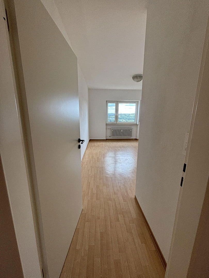 Pronájem bytu 3+1 87 m², Bergstraße 59, Würzburg, Bavorsko Pronájem bytu 3+1 87 m², Bergstraße 59, Würzburg, Bavorsko