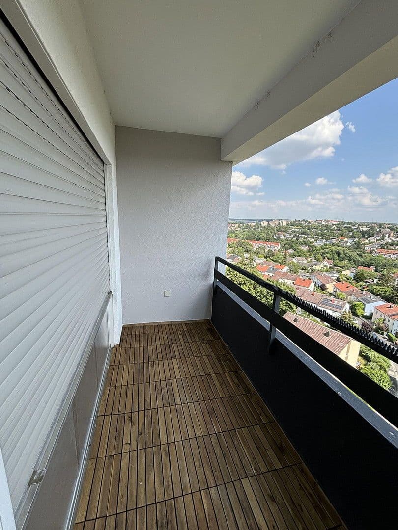 Pronájem bytu 3+1 87 m², Bergstraße 59, Würzburg, Bavorsko Pronájem bytu 3+1 87 m², Bergstraße 59, Würzburg, Bavorsko