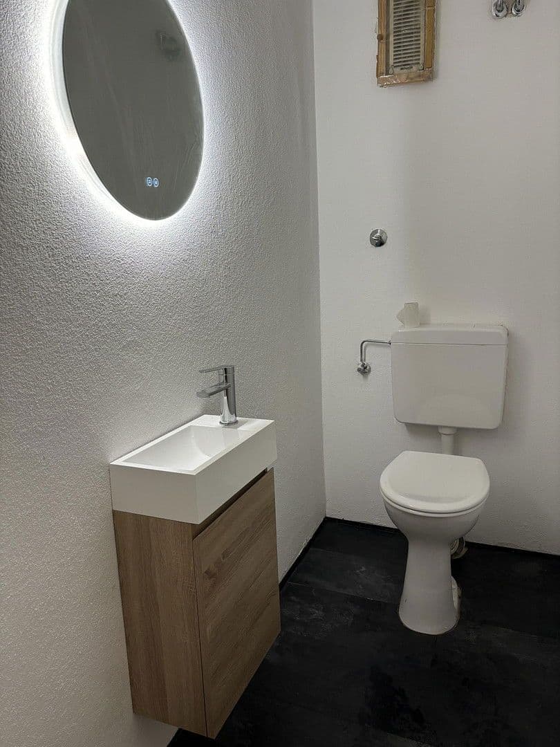 Pronájem bytu 3+1 87 m², Bergstraße 59, Würzburg, Bavorsko Pronájem bytu 3+1 87 m², Bergstraße 59, Würzburg, Bavorsko