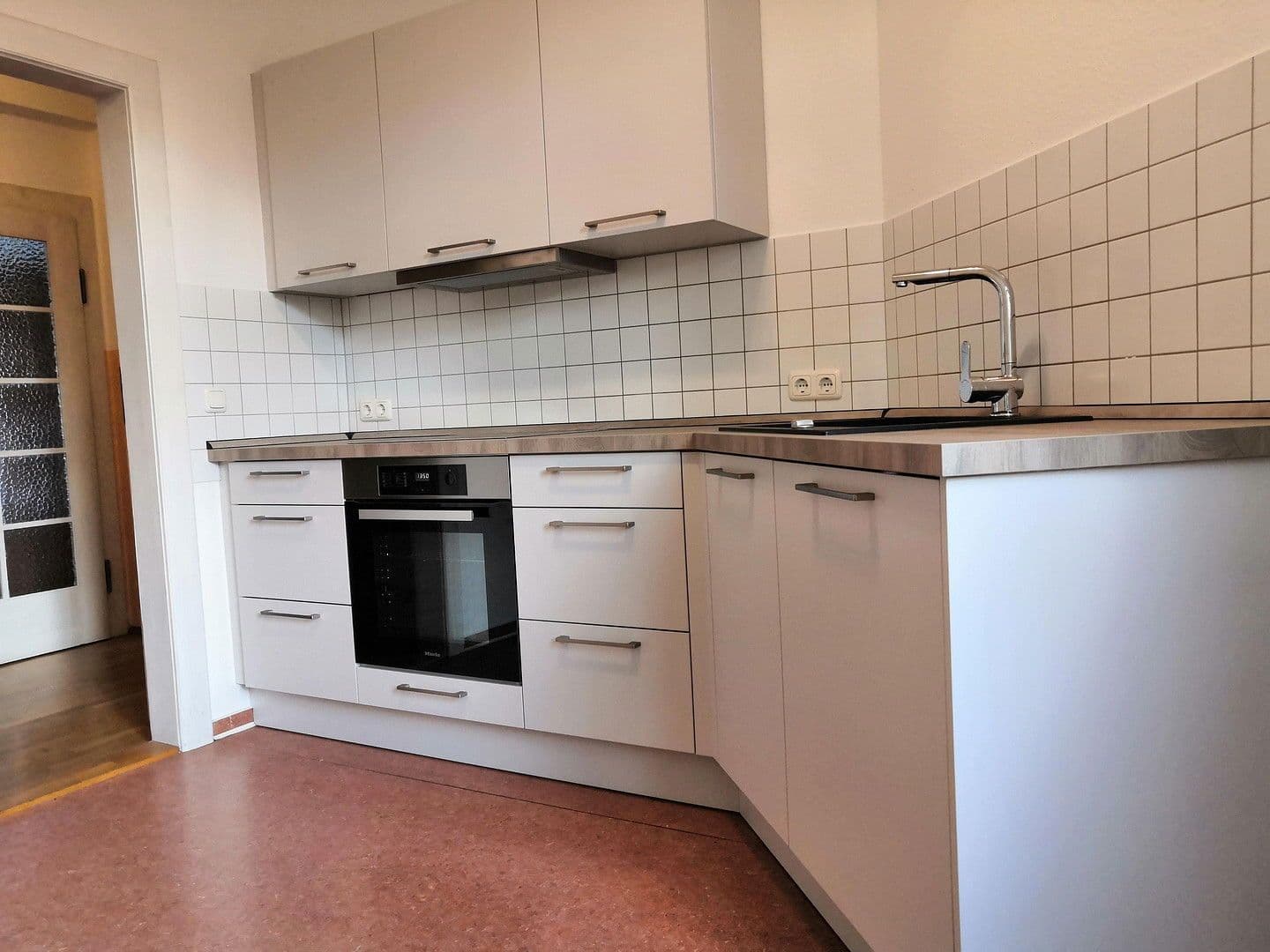 Pronájem bytu 3+1 71 m², Nöthnitzer Straße 36, Dresden, Sasko Pronájem bytu 3+1 71 m², Nöthnitzer Straße 36, Dresden, Sasko