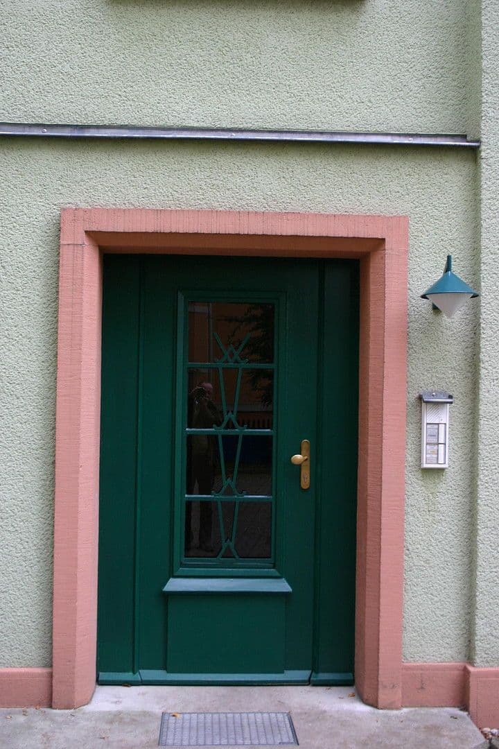 Pronájem bytu 3+1 71 m², Nöthnitzer Straße 36, Dresden, Sasko Pronájem bytu 3+1 71 m², Nöthnitzer Straße 36, Dresden, Sasko