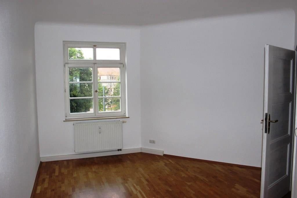 Pronájem bytu 3+1 71 m², Nöthnitzer Straße 36, Dresden, Sasko Pronájem bytu 3+1 71 m², Nöthnitzer Straße 36, Dresden, Sasko