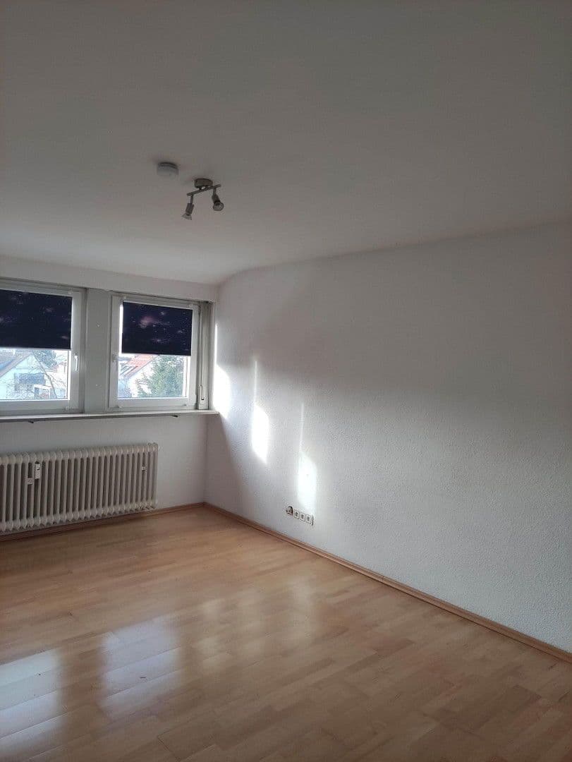 Prodej bytu 3+1 60 m², Schlichtener Straße 94, Schorndorf, Bádensko-Württembersko Prodej bytu 3+1 60 m², Schlichtener Straße 94, Schorndorf, Bádensko-Württembersko