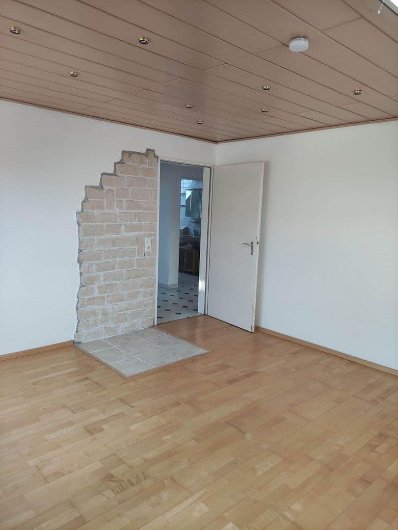 Prodej bytu 3+1 60 m², Schlichtener Straße 94, Schorndorf, Bádensko-Württembersko Prodej bytu 3+1 60 m², Schlichtener Straße 94, Schorndorf, Bádensko-Württembersko