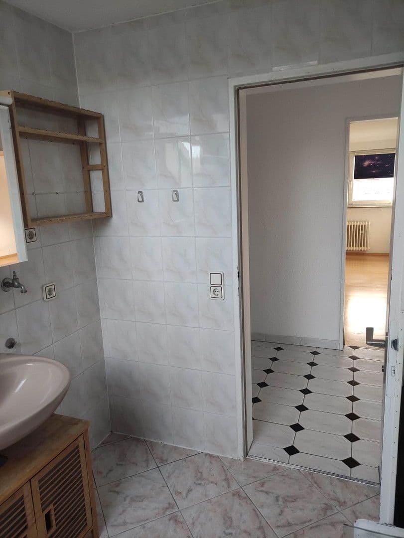 Prodej bytu 3+1 60 m², Schlichtener Straße 94, Schorndorf, Bádensko-Württembersko Prodej bytu 3+1 60 m², Schlichtener Straße 94, Schorndorf, Bádensko-Württembersko