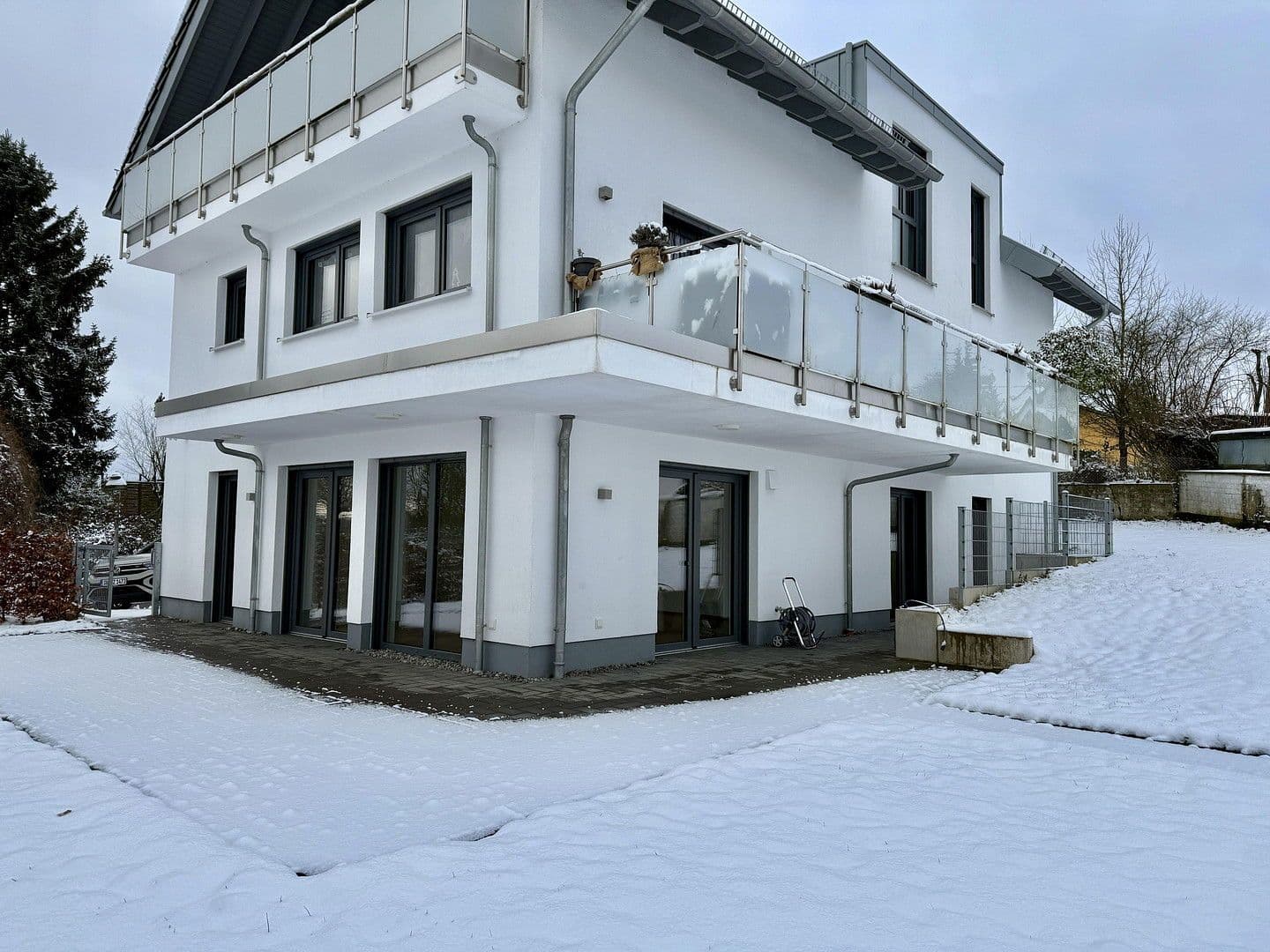 Pronájem bytu 3+1 113 m², Neunkirchen-Seelscheid, Severní Porýní-Vestfálsko Pronájem bytu 3+1 113 m², Neunkirchen-Seelscheid, Severní Porýní-Vestfálsko