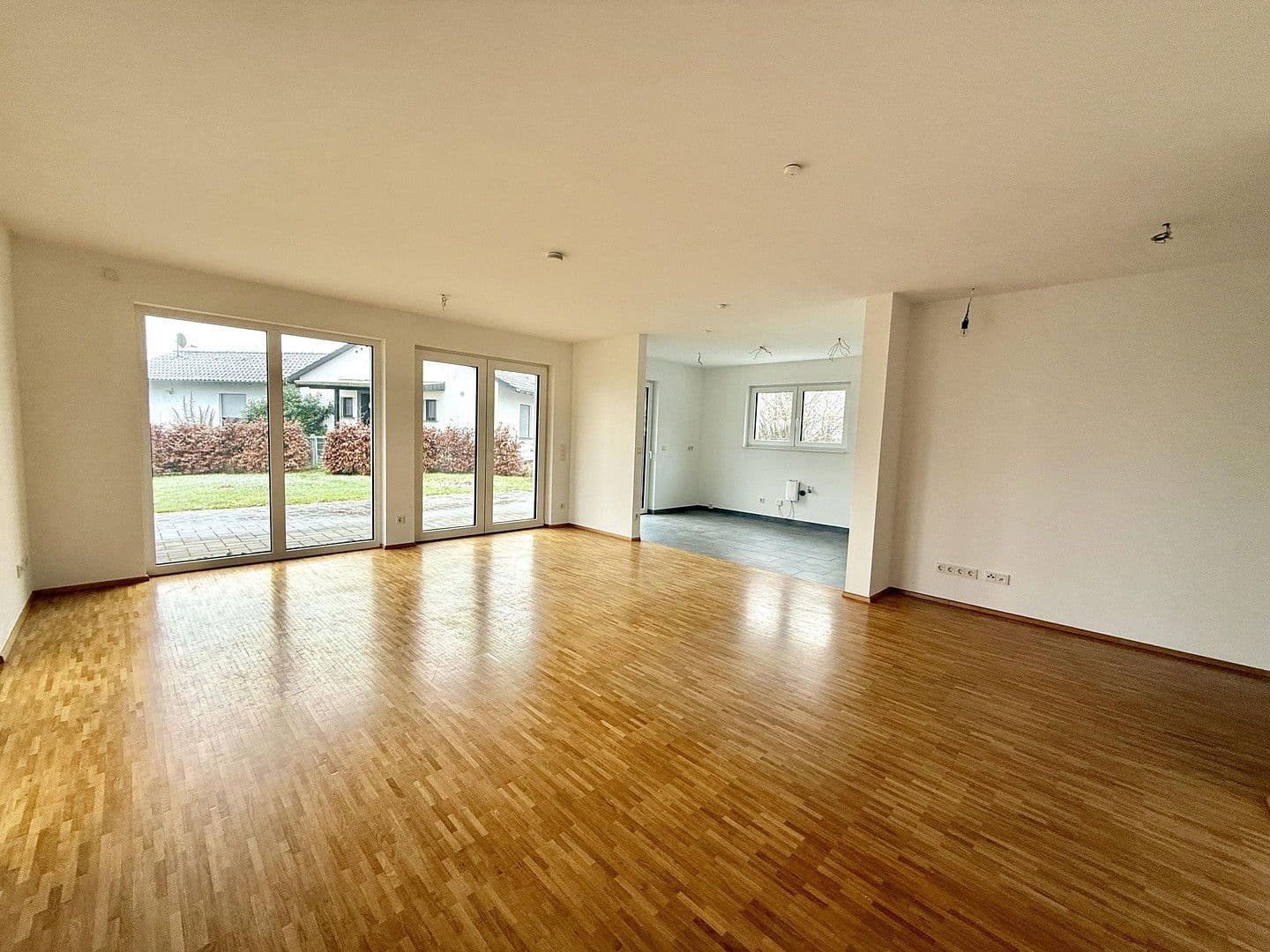 Pronájem bytu 3+1 113 m², Neunkirchen-Seelscheid, Severní Porýní-Vestfálsko Pronájem bytu 3+1 113 m², Neunkirchen-Seelscheid, Severní Porýní-Vestfálsko