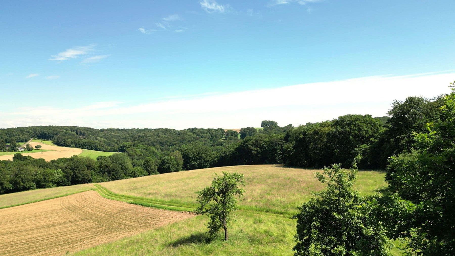 Pronájem bytu 3+1 113 m², Neunkirchen-Seelscheid, Severní Porýní-Vestfálsko Pronájem bytu 3+1 113 m², Neunkirchen-Seelscheid, Severní Porýní-Vestfálsko