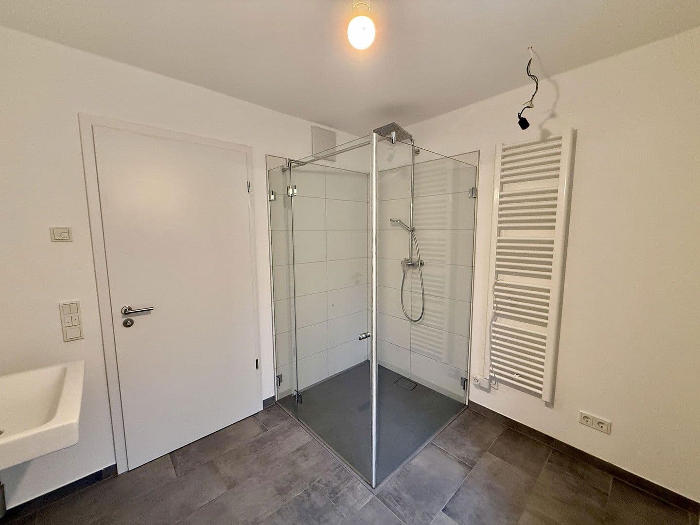 Pronájem bytu 3+1 113 m², Neunkirchen-Seelscheid, Severní Porýní-Vestfálsko Pronájem bytu 3+1 113 m², Neunkirchen-Seelscheid, Severní Porýní-Vestfálsko