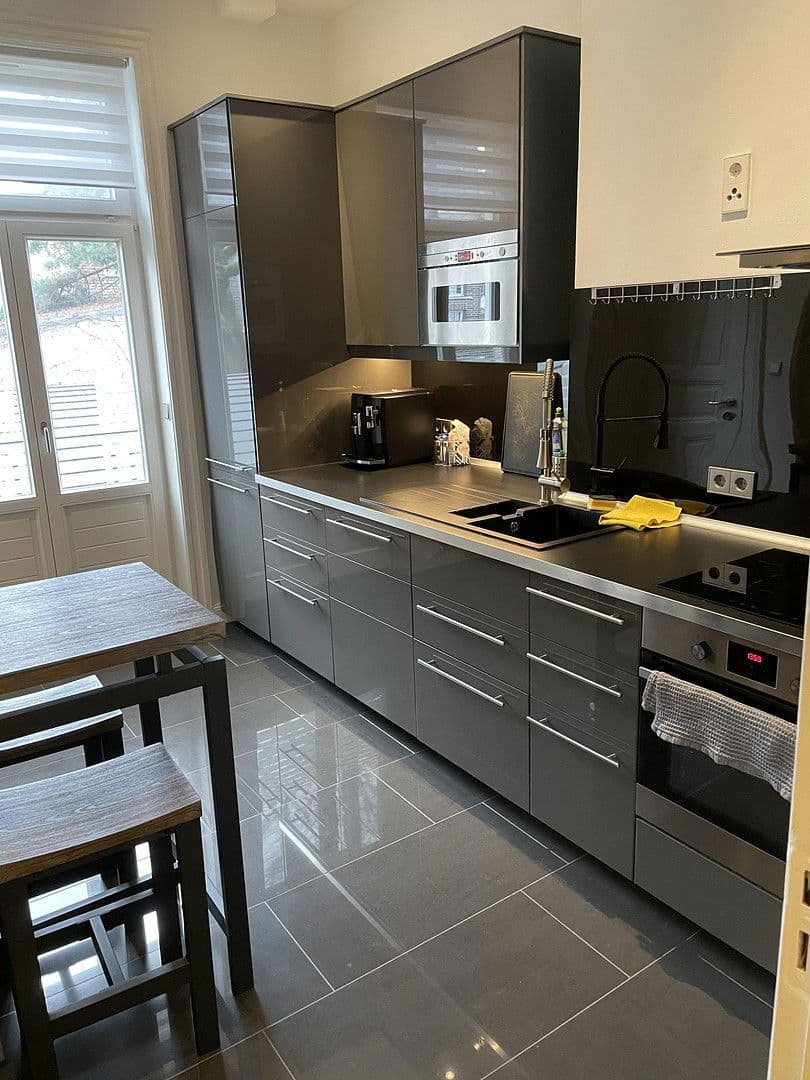 Prodej bytu 3+1 86 m², Hamburg, Hamburg Prodej bytu 3+1 86 m², Hamburg, Hamburg