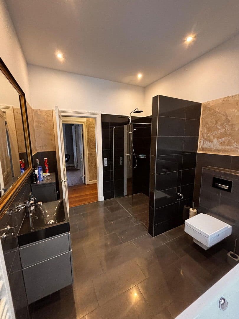 Prodej bytu 3+1 86 m², Hamburg, Hamburg Prodej bytu 3+1 86 m², Hamburg, Hamburg