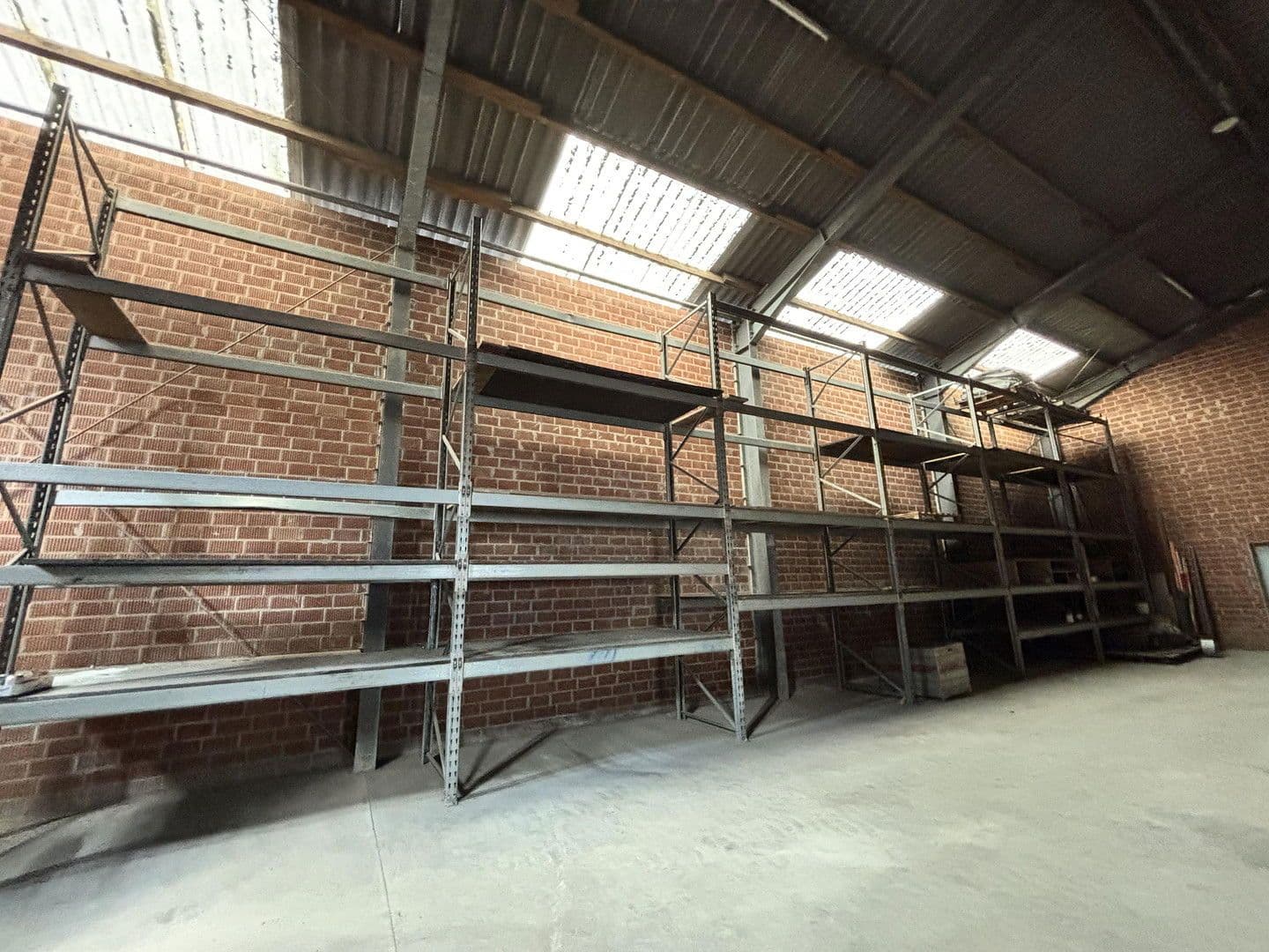 Pronájem nebytového prostoru 3.500 m², Daimlerstraße 25, Ahaus, Severní Porýní-Vestfálsko Pronájem nebytového prostoru 3.500 m², Daimlerstraße 25, Ahaus, Severní Porýní-Vestfálsko