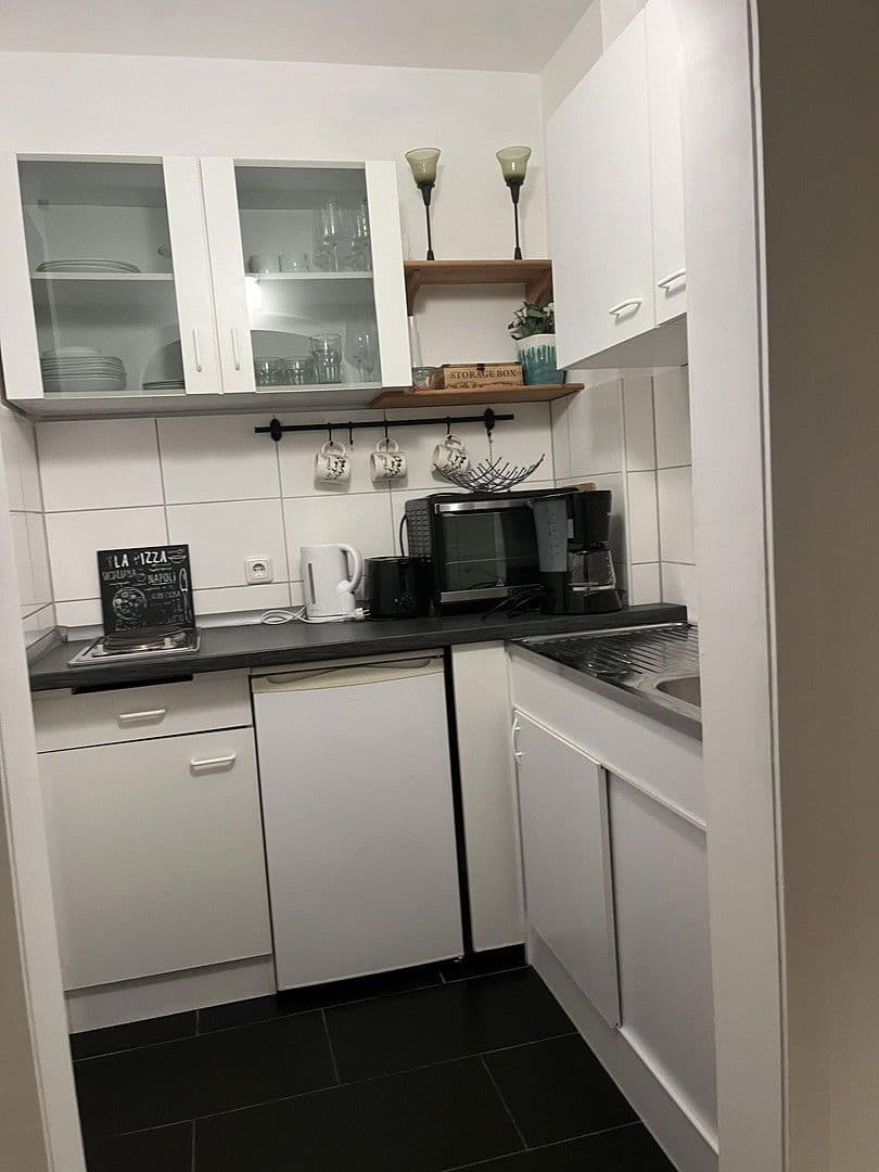 Prodej bytu 1+1 35 m², Köln, Severní Porýní-Vestfálsko Prodej bytu 1+1 35 m², Köln, Severní Porýní-Vestfálsko