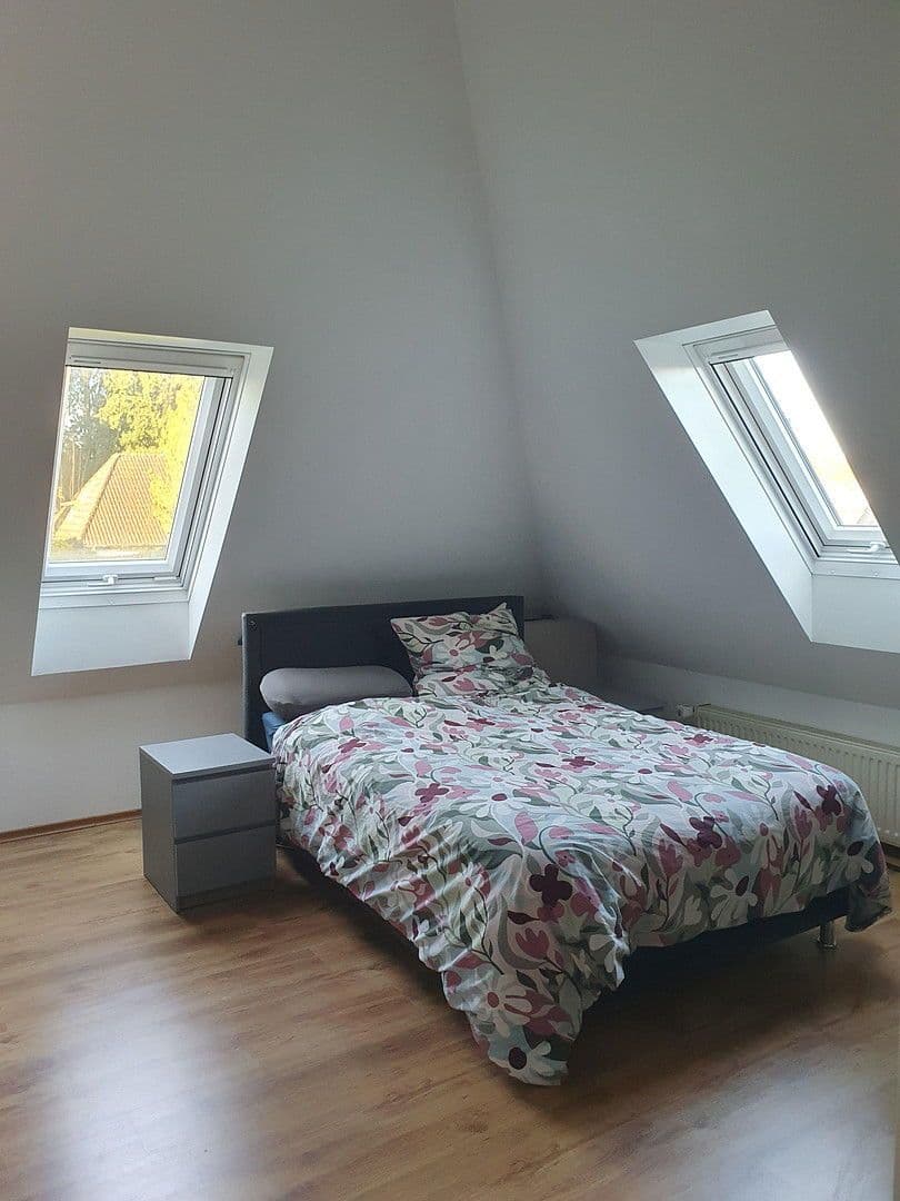 Prodej domu 243 m², pozemek 904 m², Hetlingen, Šlesvicko-Holštýnsko Prodej domu 243 m², pozemek 904 m², Hetlingen, Šlesvicko-Holštýnsko