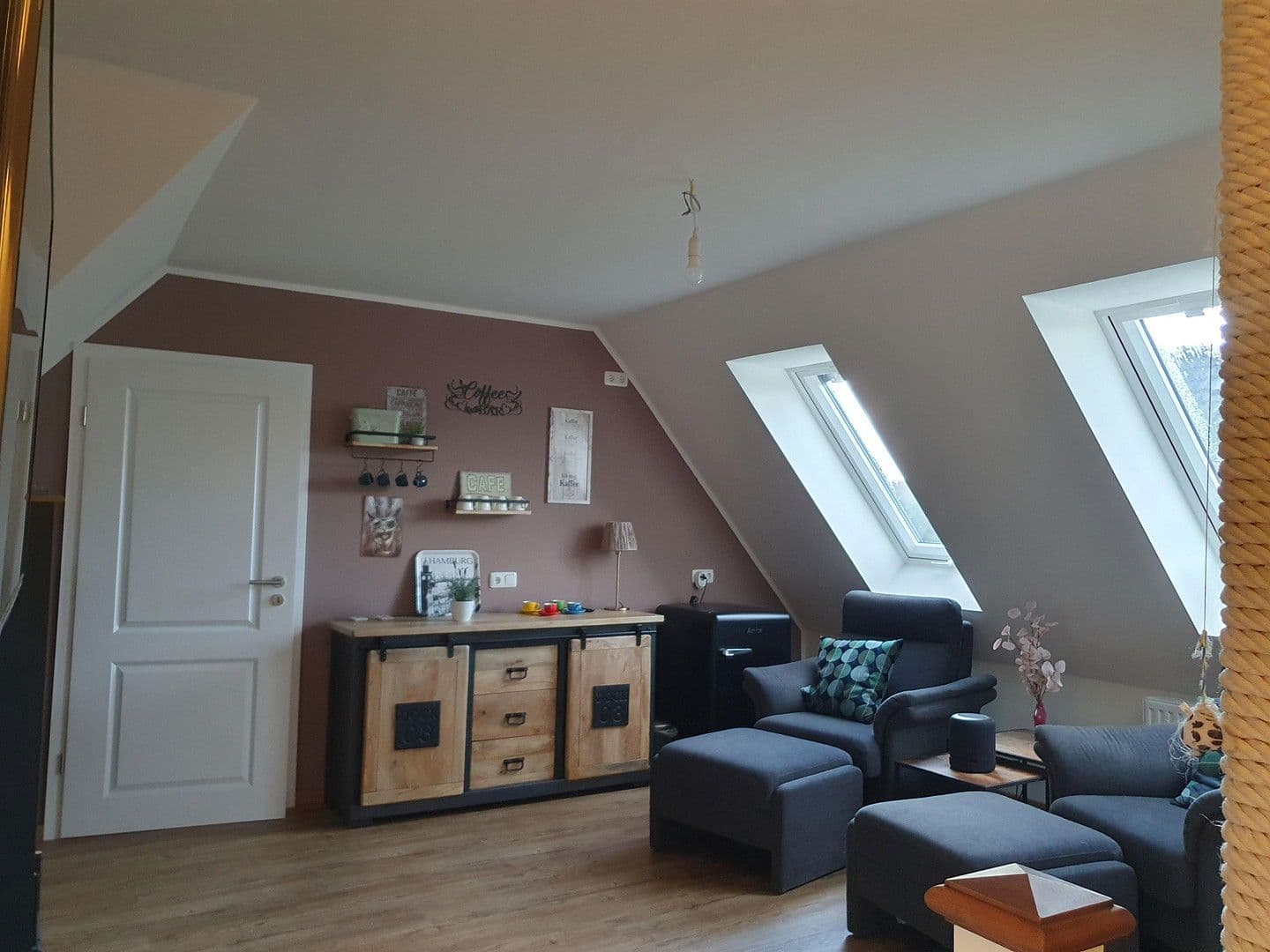 Prodej domu 243 m², pozemek 904 m², Hetlingen, Šlesvicko-Holštýnsko Prodej domu 243 m², pozemek 904 m², Hetlingen, Šlesvicko-Holštýnsko