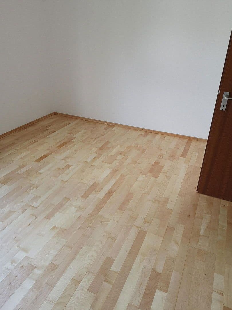 Prodej bytu 2+1 60 m², Ramonvillestr. 36, Karben, Hessen Prodej bytu 2+1 60 m², Ramonvillestr. 36, Karben, Hessen