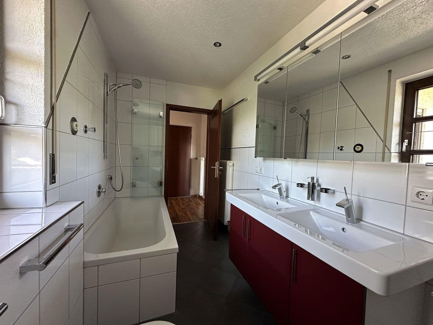 Pronájem bytu 2+kk 60 m², Villingen-Schwenningen, Bádensko-Württembersko Pronájem bytu 2+kk 60 m², Villingen-Schwenningen, Bádensko-Württembersko