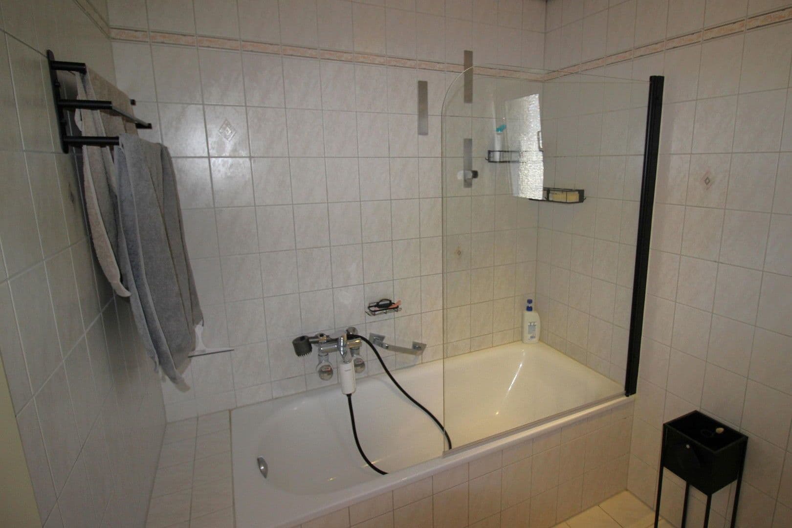 Pronájem bytu 4+1 105 m², Taunusstr. 18, Aarbergen, Hessen Pronájem bytu 4+1 105 m², Taunusstr. 18, Aarbergen, Hessen