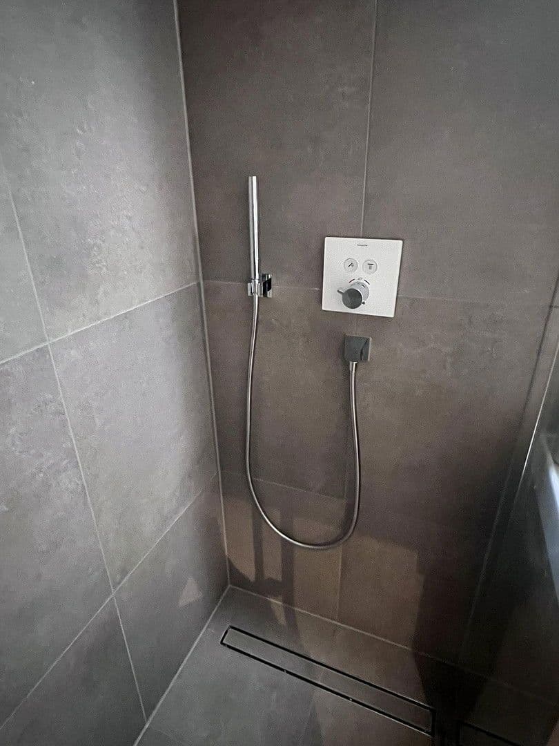 Pronájem bytu 1+1 42 m², Schellingstr., München, Bavorsko Pronájem bytu 1+1 42 m², Schellingstr., München, Bavorsko